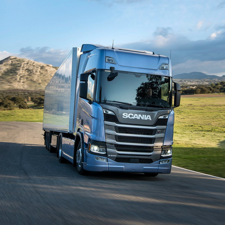 Hasta la vista, Scania: Шведы усовершенствовали систему контроля за состоянием грузовиков и водителей