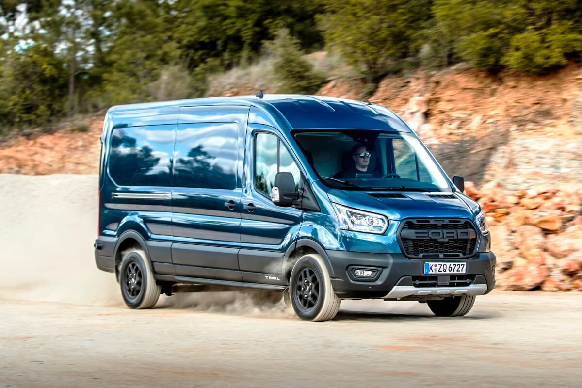 Ford Transit и Transit Custom превратили в кроссоверы