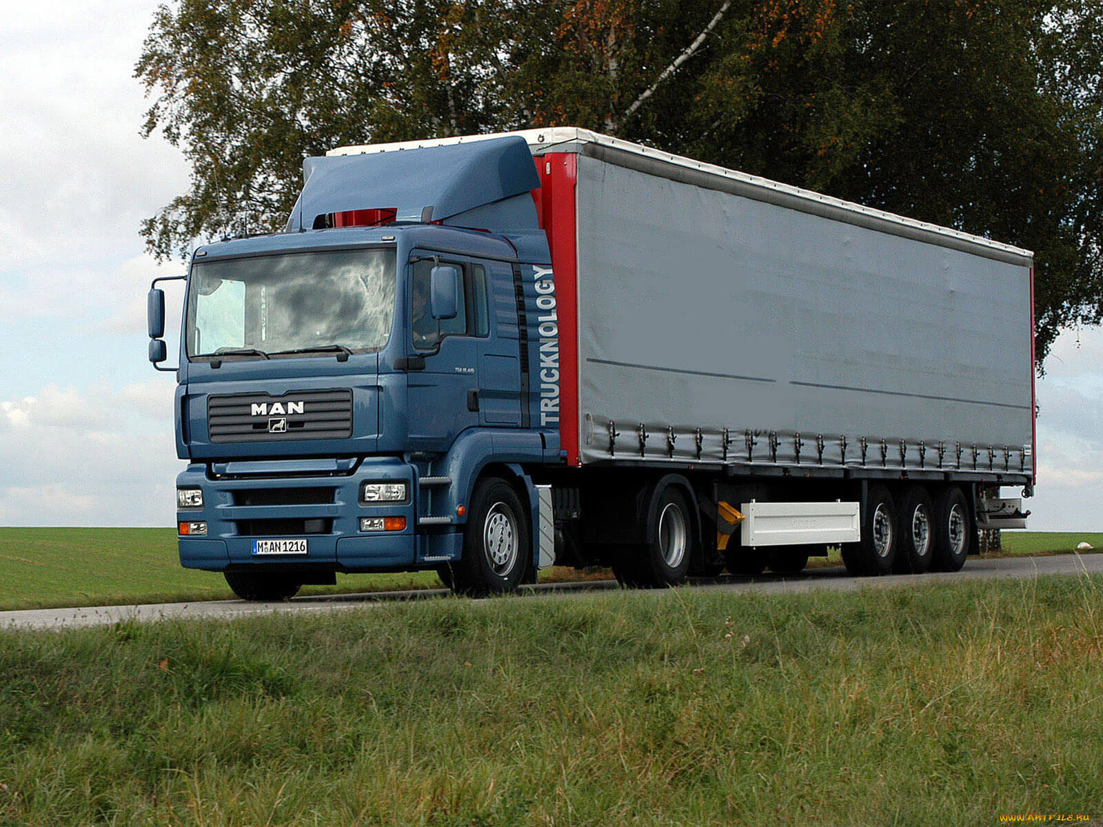 Mercedes Benz Actros самый продаваемый грузовик в России